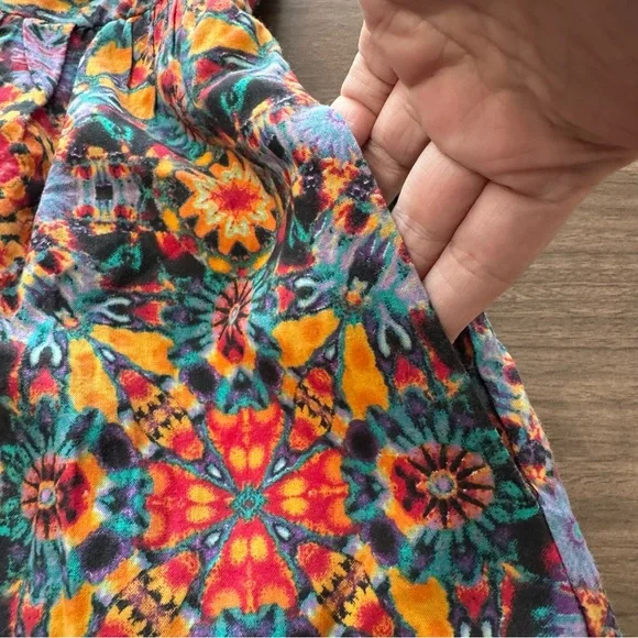 Band Of Gypsies Women’s Medium Kaleidoscope Floral Strapless Mini-Dress Pockets - Picture 4 of 12